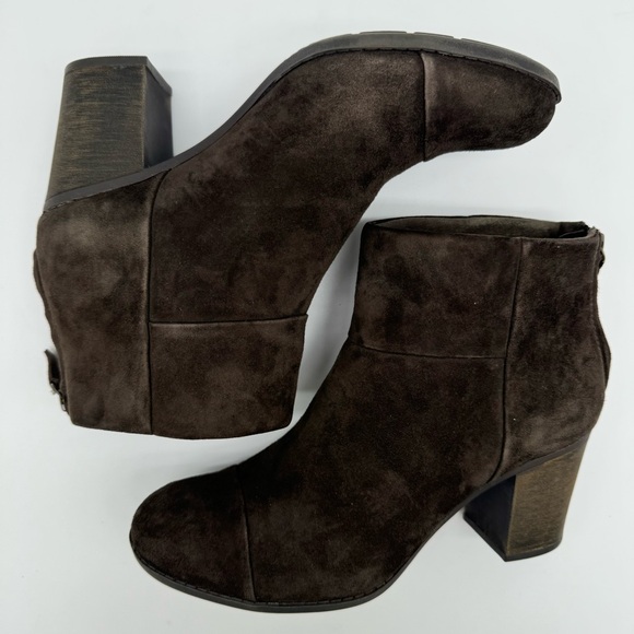 Clarks Genuine Leather Brown Suede Heeled Ankle Boots Size 8.5 - Picture 9 of 13